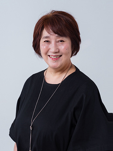 松山商工会議所女性会 第10代会長 楠岡 由美